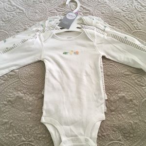 🆕Carters bodysuits